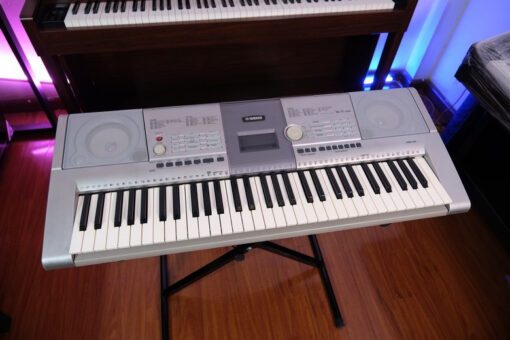 Yamaha Psr295 (1)