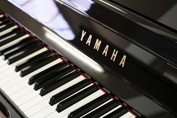 Đàn Piano Cơ Yamaha U3M